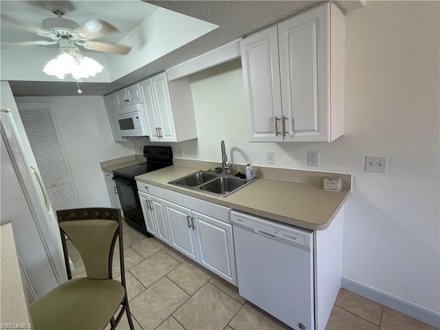 151 Cape Coral PKWY W 102, Cape Coral, FL 33914