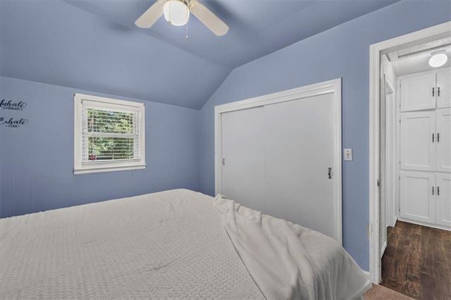 8204 E 79TH Street, Kansas City, MO 64138