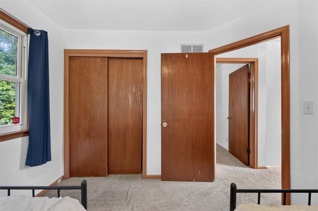 8204 E 79TH Street, Kansas City, MO 64138