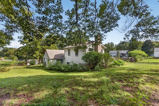 8204 E 79TH Street, Kansas City, MO 64138