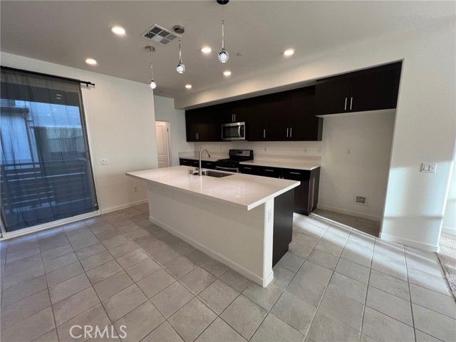 11009 Skyglow, Rancho Cucamonga, CA 91730