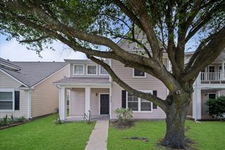 3739 E Traditions Court, Houston, TX 77082