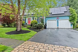 16 Old Colony Way, Whitman, MA 02382