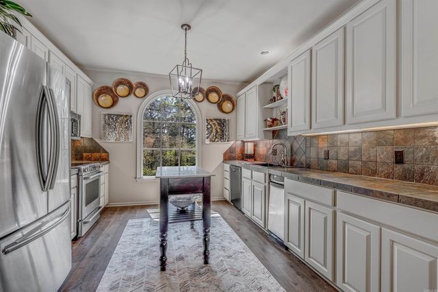 7107 Ferndale Cut Off Road, Little Rock, AR 72223