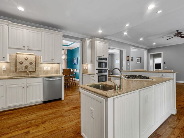 1911 Dunlin Court, Taylors, SC 29687