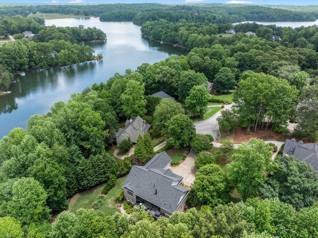 1911 Dunlin Court, Taylors, SC 29687