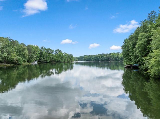 1911 Dunlin Court, Taylors, SC 29687