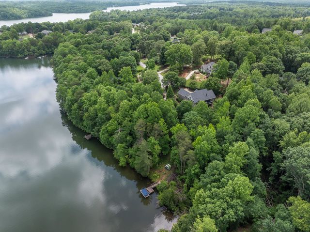1911 Dunlin Court, Taylors, SC 29687
