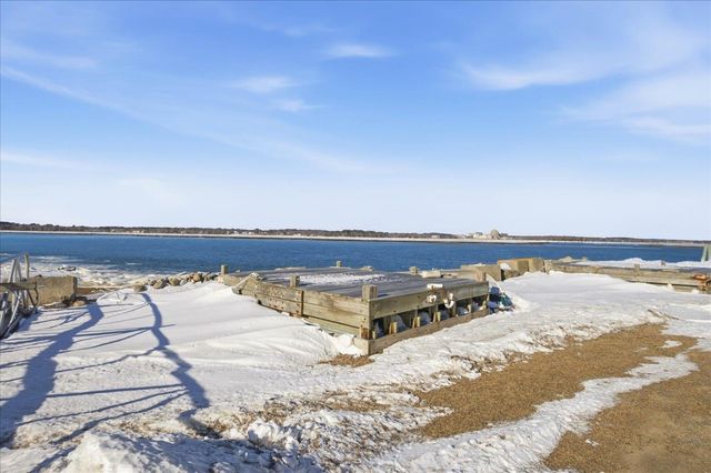 23 River Street, Seabrook, NH 03874