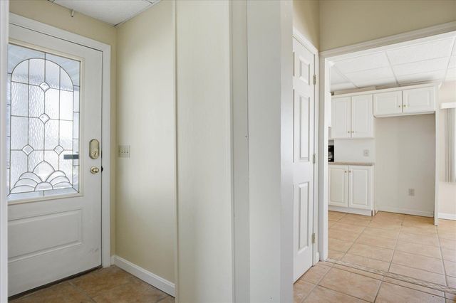 23 River Street, Seabrook, NH 03874