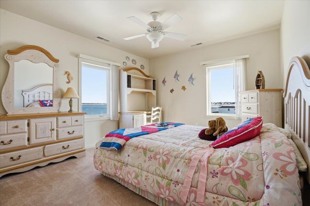 23 River Street, Seabrook, NH 03874