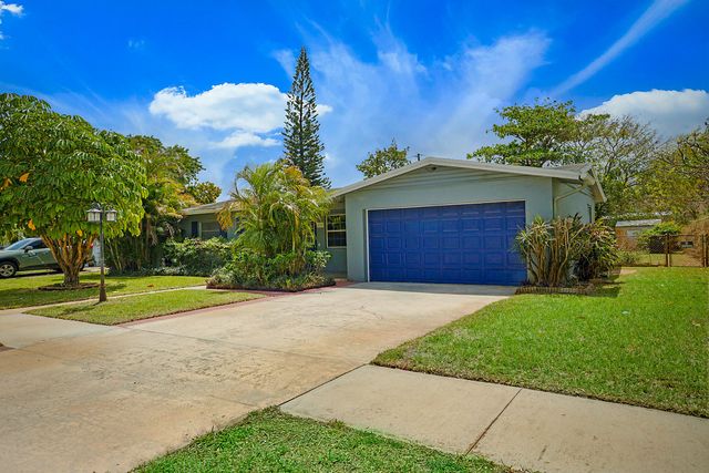 1769 N 18th Ave Avenue N, Lake Worth Beach, FL 33460