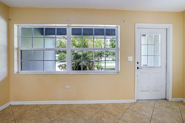 1769 N 18th Ave Avenue N, Lake Worth Beach, FL 33460
