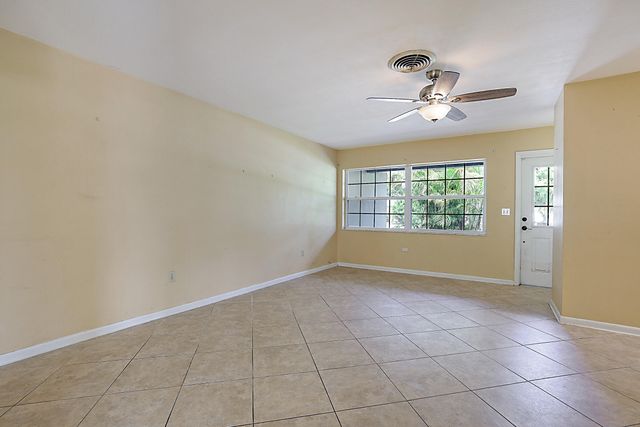 1769 N 18th Ave Avenue N, Lake Worth Beach, FL 33460