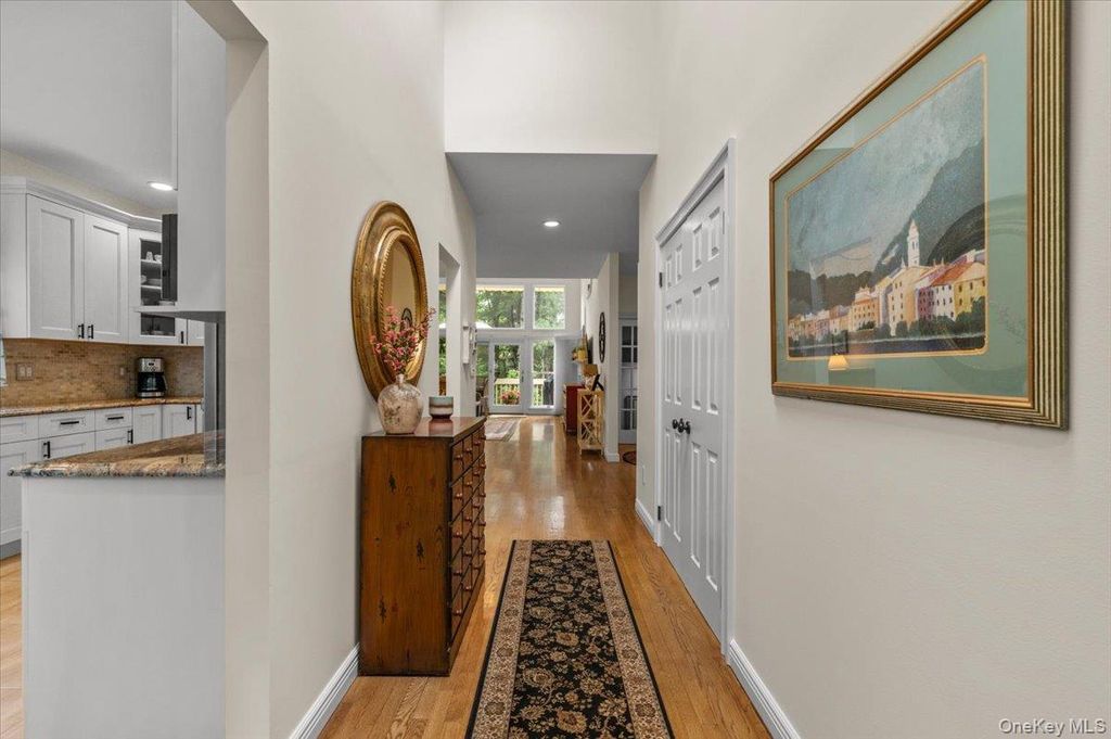 53 Willow Ridge Drive, Smithtown, NY 11787 — photo 3