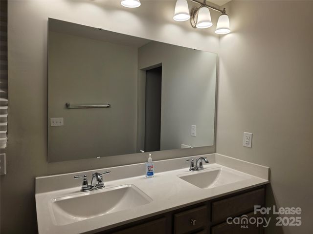 12013 Wigeon Way, Charlotte, NC 28262