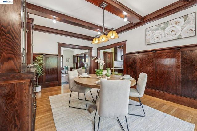 1222 Versailles Ave, Alameda, CA 94501