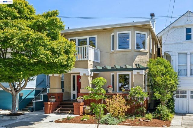 1222 Versailles Ave, Alameda, CA 94501