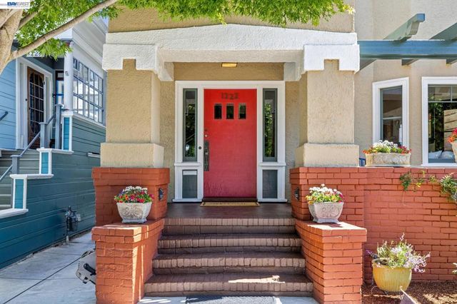 1222 Versailles Ave, Alameda, CA 94501