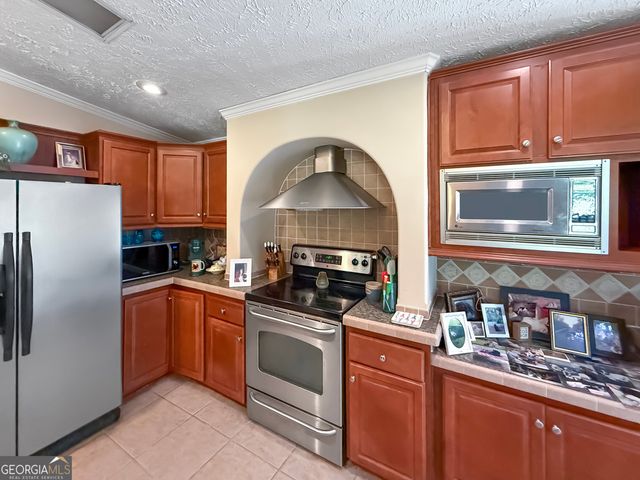 266 Pioneer Trail, Jackson, GA 30233