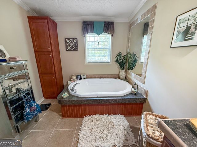 266 Pioneer Trail, Jackson, GA 30233