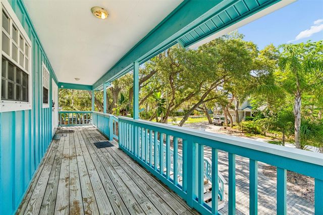 416 TENNESSEE AVENUE, Crystal Beach, FL 34681