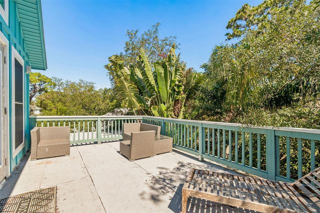 416 TENNESSEE AVENUE, Crystal Beach, FL 34681