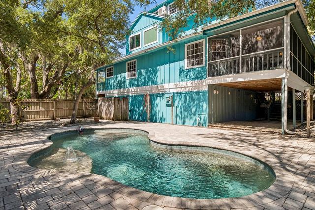 416 TENNESSEE AVENUE, Crystal Beach, FL 34681