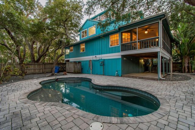 416 TENNESSEE AVENUE, Crystal Beach, FL 34681