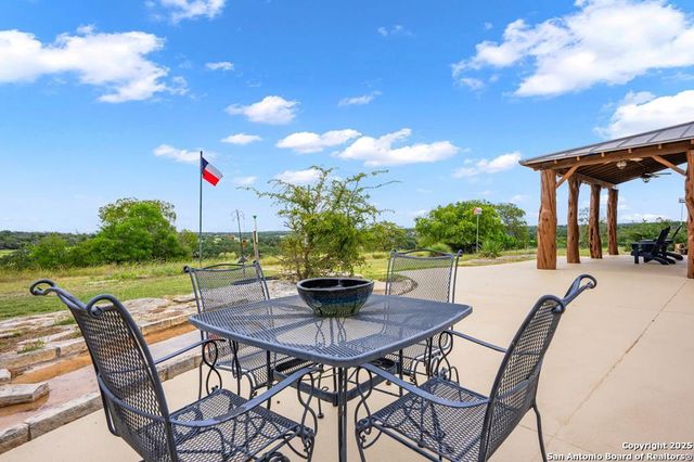 2320 fiedler road, Harper, TX 78028