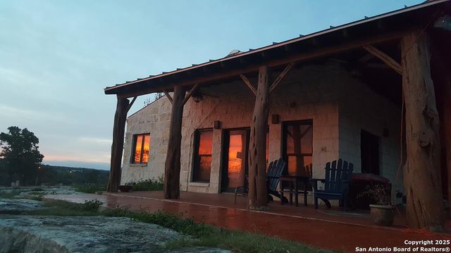 2320 fiedler road, Harper, TX 78028