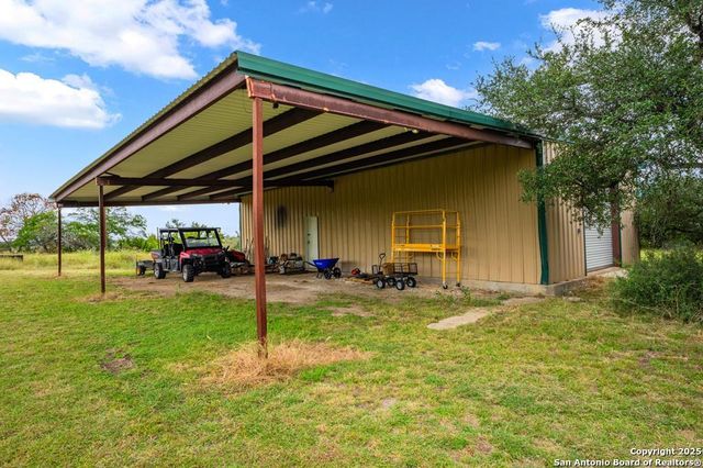 2320 fiedler road, Harper, TX 78028