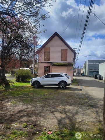 218 S 2nd Street, Shelton, WA 98584