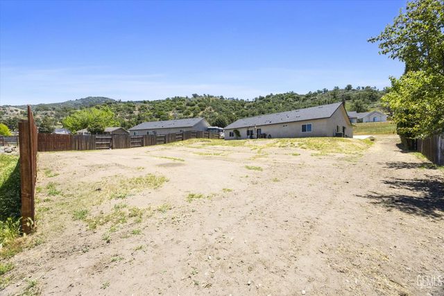 17521 Bold Venture, Tehachapi, CA 93561