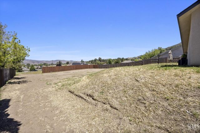 17521 Bold Venture, Tehachapi, CA 93561