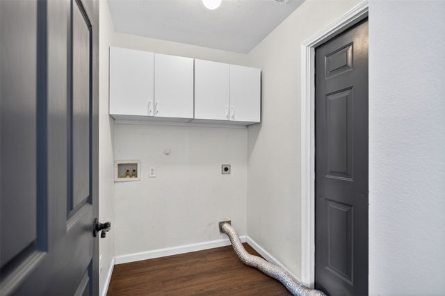 6126 Hillcrest Drive, Sachse, TX 75048