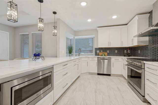 2104 Heather Hill Lane, Plano, TX 75075