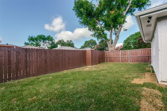 2104 Heather Hill Lane, Plano, TX 75075