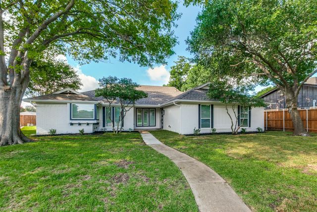 2104 Heather Hill Lane, Plano, TX 75075