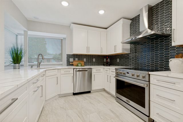 2104 Heather Hill Lane, Plano, TX 75075
