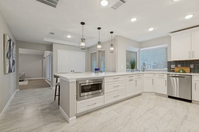 2104 Heather Hill Lane, Plano, TX 75075