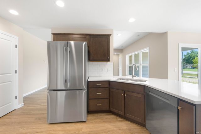 8446 Kenny Court, Fort Wayne, IN 46818