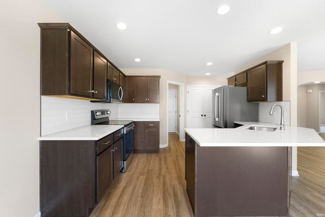 8446 Kenny Court, Fort Wayne, IN 46818