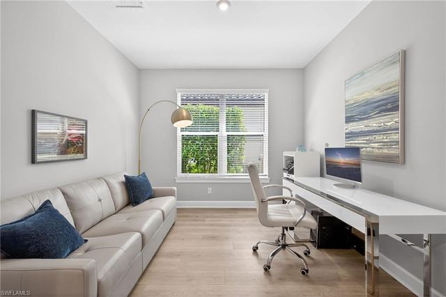 8915 Cappello CT, Naples, FL 34119