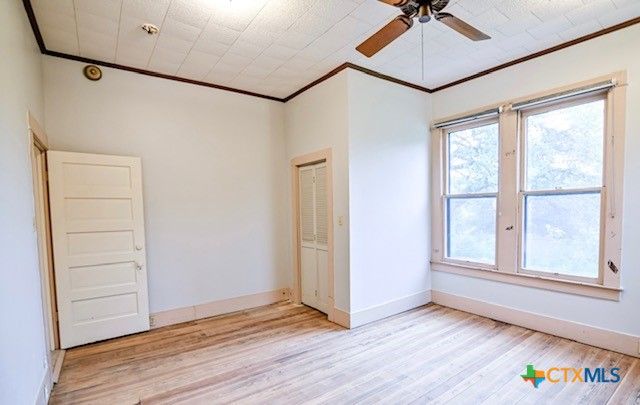 608 N Clinton Street, Cuero, TX 77954