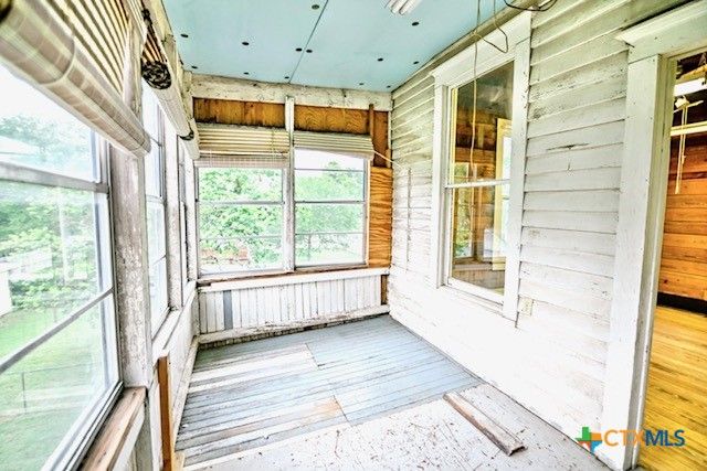 608 N Clinton Street, Cuero, TX 77954