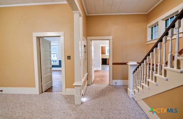608 N Clinton Street, Cuero, TX 77954