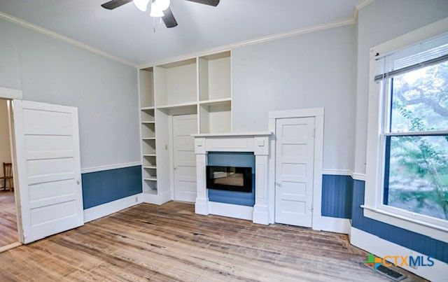 608 N Clinton Street, Cuero, TX 77954