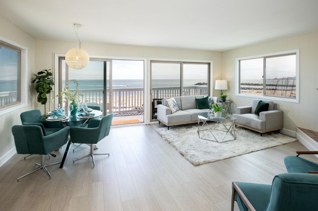 2621 E Cliff Drive, Santa Cruz, CA 95062