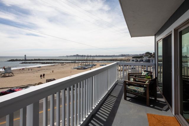 2621 E Cliff Drive, Santa Cruz, CA 95062